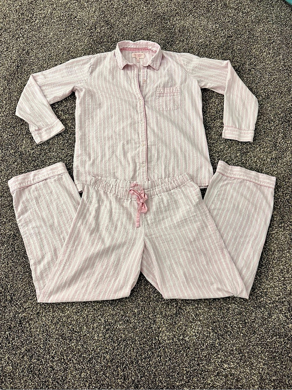 Victoria’s Secret Pink White Striped 2 Piece Pajama Set Medium